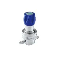 Регулятор AMFLO UHP AU24 Материал: Код S (Body-SUS316L VAR; Gland-SUS316L;Poppet, Nozzle,Diaphragm-Hastelloy®C-22; Seat: PCTFE) ; Поверхность 0.25 um; 3х портовый, вх. давл. 159 бар, CV-0.45